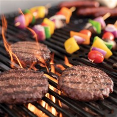 Char-Griller® Wrangler® Charcoal Barrel Grill - Compact, Powerful & Perfect for Entertaining