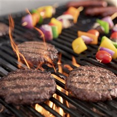 Char-Griller® Pro Deluxe® Charcoal Barrel Grill - The Ultimate Outdoor Cooking Experience